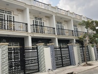 Nhà 1 trệt 1 lầu 80m2 mặt tiền đường dt835 Nhà 1 trệt 1 lầu 80m2 mặt tiền đường dt835