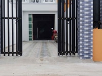 Bán gấp nhà gần chợ Bình Chánh. Bán gấp nhà gần chợ Bình Chánh.