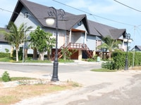 Cần bán lô đất đẹp đối diện cổng Resort tại Bình Châu Cần bán lô đất đẹp đối diện cổng Resort tại Bình Châu