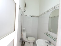 Bán căn nhà 2 lầu mặt tiền kinh doanh đường Số 5 ra Lê Đức Thọ 50m GV Bán căn nhà 2 lầu mặt tiền kinh doanh đường Số 5 ra Lê Đức Thọ 50m GV