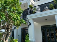 Biệt thự view sân golf siêu hot chuẩn bị bàn giao nhà. diện tích 90m2 Biệt thự view sân golf siêu hot chuẩn bị bàn giao nhà. diện tích 90m2