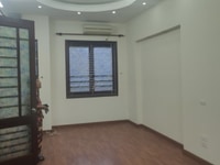 Bán nhà số 90 ngõ 168 phố Trung Kính, giá 5,5 tỷ