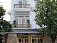 Bán nhà mới 1 trệt 2 lầu đối diện trường tiểu học Phú Hòa Thủ dầu một Bán nhà mới 1 trệt 2 lầu đối diện trường tiểu học Phú Hòa Thủ dầu một