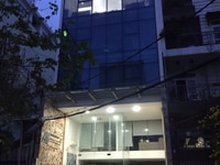 Nhà phố Ung Văn Khiêm trệt 3 lầu đang cho spa thuê HĐT 45tr/th Nhà phố Ung Văn Khiêm trệt 3 lầu đang cho spa thuê HĐT 45tr/th