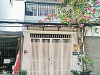 Về quê bán gấp nhà cấp 4 Thành thái Q.10 68m2/1,14 ty SHR, gần trường. Về quê bán gấp nhà cấp 4 Thành thái Q.10 68m2/1,14 ty SHR, gần trường.