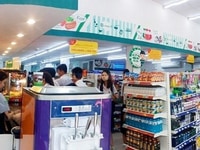 Tuyển Dụng : 02 Nam Nữ làm trong quầy Tuyển Dụng : 02 Nam Nữ làm trong quầy