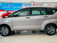 Innova 2.0 E MT, Mới 100%, Mẫu Mới, Nhiều Xe Giao Ngay, KM Lớn Innova 2.0 E MT, Mới 100%, Mẫu Mới, Nhiều Xe Giao Ngay, KM Lớn