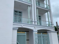 Bán nhà giá rẻ, 1 lầu,Shr, 65m2, đường QL50, ngay trung tâm sầm uất Bán nhà giá rẻ, 1 lầu,Shr, 65m2, đường QL50, ngay trung tâm sầm uất