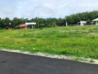 Bán đất thị xã 285m2 đất sát khu công nghiệp chợ dân cư đông. 350tr Bán đất thị xã 285m2 đất sát khu công nghiệp chợ dân cư đông. 350tr