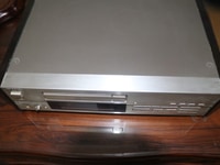 Cần Bán Đầu Đĩa CD SoNy 555ASJ Toàn Bộ Còn Rin Cần Bán Đầu Đĩa CD SoNy 555ASJ Toàn Bộ Còn Rin