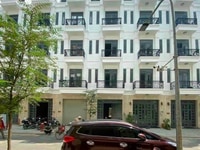 Chỉ cần thanh toán 1.5 tỷ có ngay nhà 4 lầu có thang máy, 4.5x16m. Chỉ cần thanh toán 1.5 tỷ có ngay nhà 4 lầu có thang máy, 4.5x16m.