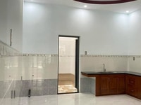 Nhà MT 1trệt 2 lầu,vừa ở vừa KD,3p ra tới biển,sân đậu 2 oto Nhà MT 1trệt 2 lầu,vừa ở vừa KD,3p ra tới biển,sân đậu 2 oto
