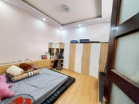 Thanh lý 1 giường nằm mới đẹp, 1 xe đạp cổ, 1 cửa gió. Xem hàng tại TB Thanh lý 1 giường nằm mới đẹp, 1 xe đạp cổ, 1 cửa gió. Xem hàng tại TB