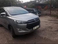 Bán xe Innova 7 chỗ, biển Hà Nội, số sàn, bản E, giá 590 triệu