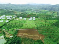 Đất Bảo Lộc, DT: 750m2 - 1200m2, giá: 1.4tr/m2, đã có sổ hồng Đất Bảo Lộc, DT: 750m2 - 1200m2, giá: 1.4tr/m2, đã có sổ hồng
