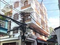 Nhà Ngang 18 dài 5, Góc 2 mặt hẻm ô tô. 1 trệt 3 lầu. Giá 32tr TL Nhà Ngang 18 dài 5, Góc 2 mặt hẻm ô tô. 1 trệt 3 lầu. Giá 32tr TL