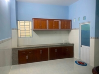 Nhà nát Phạm Thế Hiển, P4, Q8. 40m2, 1 lầu, sổ hồng riêng Nhà nát Phạm Thế Hiển, P4, Q8. 40m2, 1 lầu, sổ hồng riêng