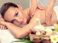 Massage body thái, thư giãn. Linh San tươi trẻ, xinh đẹp Massage body thái, thư giãn. Linh San tươi trẻ, xinh đẹp