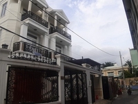 Ngay vòng xoay Bình Triệu QL13, DH Luật, SHR, sân Ô tô, mua ở ngay.