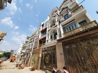 Bán nhà vị trí hiếm gặp cách QL13 100m thông Vạn Phúc, đường 2 ô tô