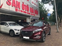Hyundai Tucson màu đỏ máy xăng sản xuất 2018 xe tư nhân chính chủ Hyundai Tucson màu đỏ máy xăng sản xuất 2018 xe tư nhân chính chủ
