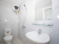 Cho thuê khách sạn giá rẻ gần biển Mỹ Khê - Đà Nẵng Cho thuê khách sạn giá rẻ gần biển Mỹ Khê - Đà Nẵng