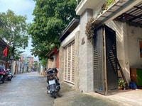 Bán Nhà Hai Tầng Đẹp Mộng Mơ, Cách Mặt Đường Nguyễn Văn Cừ 100m Bán Nhà Hai Tầng Đẹp Mộng Mơ, Cách Mặt Đường Nguyễn Văn Cừ 100m