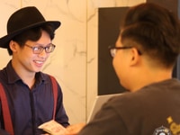 Tuyển Lể Tân Nam cho Tiệm Cắt Tóc Nam