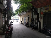 BÁN GẤP căn nhà số 2 mặt ngõ 45 đường Giám Nhất, MT 8m.
