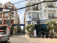 Chính chủ nhà 4 lầu Mặt Tiền 520 cách Ql13 chỉ 50m Chính chủ nhà 4 lầu Mặt Tiền 520 cách Ql13 chỉ 50m