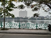 Gia đình có 5 lô biệt thự thô 250-500-1300m2 mặt hồ tây, Gia đình có 5 lô biệt thự thô 250-500-1300m2 mặt hồ tây,