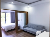 Cho thuê căn hộ 1 pn đầy đủ nội thất, có ban công thoáng mát Cho thuê căn hộ 1 pn đầy đủ nội thất, có ban công thoáng mát