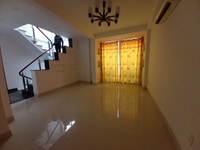 Cho thuê Nguyễn T Minh Khai (4.5x22m)vỉa hè 5m, nở hậu 8m, 60tr Cho thuê Nguyễn T Minh Khai (4.5x22m)vỉa hè 5m, nở hậu 8m, 60tr
