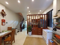 Nhà đẹp 4 tầng Long Biên ngõ ô tô 7 chỗ đỗ cửa , ngã 4 Chu Huy Mân Nhà đẹp 4 tầng Long Biên ngõ ô tô 7 chỗ đỗ cửa , ngã 4 Chu Huy Mân