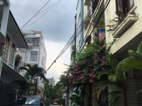 Bán nhà trệt 3 lầu đường Hồ Bá Phấn, Phước Long A, Quận 9 - 6.2 tỷ Bán nhà trệt 3 lầu đường Hồ Bá Phấn, Phước Long A, Quận 9 - 6.2 tỷ