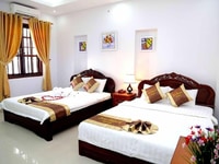 Cho thuê khách sạn 4 tầng mặt tiền Phan Huy Chú hướng Đông Nam. Cho thuê khách sạn 4 tầng mặt tiền Phan Huy Chú hướng Đông Nam.