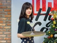 Tuyển nữ nhân viên bán hàng, phục vụ quán cafe bình dân Tuyển nữ nhân viên bán hàng, phục vụ quán cafe bình dân