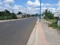 Bán đất mặt tiền Lê Long Vân diện tích 100m2 giá 650triệu. Bán đất mặt tiền Lê Long Vân diện tích 100m2 giá 650triệu.