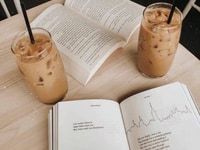 Cần 3 bạn nữ phụ bán trà sữa tại quầy Cần 3 bạn nữ phụ bán trà sữa tại quầy