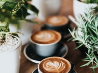 Vị trí nhân viên bán hàng cần người làm Vị trí nhân viên bán hàng cần người làm