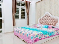 Nhà cần tìm 1 người giữ trẻ 1 người giúp việc nhà 1 người chăm bà Nhà cần tìm 1 người giữ trẻ 1 người giúp việc nhà 1 người chăm bà
