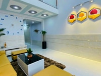 Cần 1 giúp việc nhà, 1 giữ em bé, 1 chăm người già bao ăn ở làm ở lại. Cần 1 giúp việc nhà, 1 giữ em bé, 1 chăm người già bao ăn ở làm ở lại.