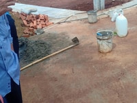 Cần bán miếng đất ngay UBND sông xoài. Cần bán miếng đất ngay UBND sông xoài.