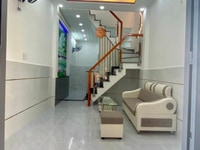 Cần người giúp việc tại nhà tôi và ưu tiên làm lâu dài bao ăn ở lại Cần người giúp việc tại nhà tôi và ưu tiên làm lâu dài bao ăn ở lại