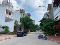 Bán 1 lô duy nhất chính chủ gần vườn hoa Qui chế (hàng hiếm ) Bán 1 lô duy nhất chính chủ gần vườn hoa Qui chế (hàng hiếm )