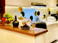 Gia đình tìm gấp 1 chị giúp việc nhà, 1 chị trông trẻ, 1 cô trông bà Gia đình tìm gấp 1 chị giúp việc nhà, 1 chị trông trẻ, 1 cô trông bà