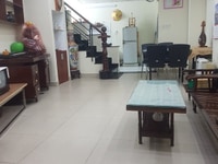 Nhà Đẹp Trệt + Lầu Mới, đường Tân Kỳ Tân Quý, Q. Tân Phú Nhà Đẹp Trệt + Lầu Mới, đường Tân Kỳ Tân Quý, Q. Tân Phú