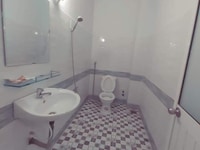 Nhà giá chỉ 1 tỷ 320 có SHR - Tân Thành - P15, Q5 - sổ sách đầy đủ Nhà giá chỉ 1 tỷ 320 có SHR - Tân Thành - P15, Q5 - sổ sách đầy đủ