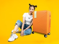 Pic 5 Vali nhựa Giá rẻ mùa Tết hàng mới nhiều mẫu Pic 5 Vali nhựa Giá rẻ mùa Tết hàng mới nhiều mẫu