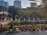 Nhà 64m2 Quận Cầu Giấy, ngõ rộng, kinh doanh, ô tô tránh, view hồ. Nhà 64m2 Quận Cầu Giấy, ngõ rộng, kinh doanh, ô tô tránh, view hồ.